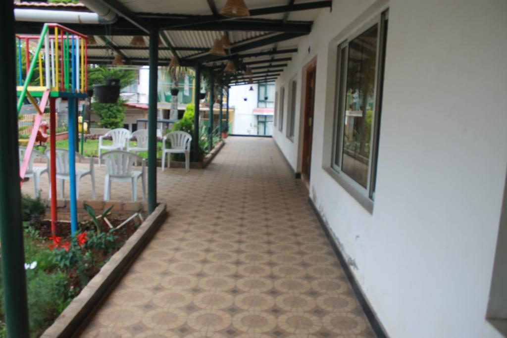 Hotel Sapphire Grand Ooty Exterior foto