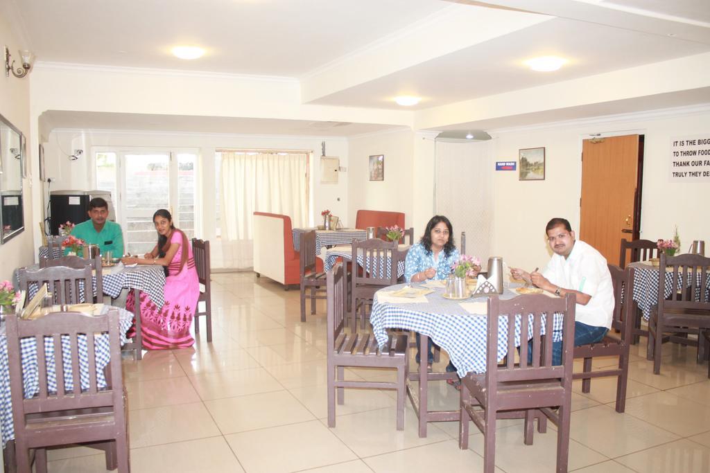 Hotel Sapphire Grand Ooty Exterior foto